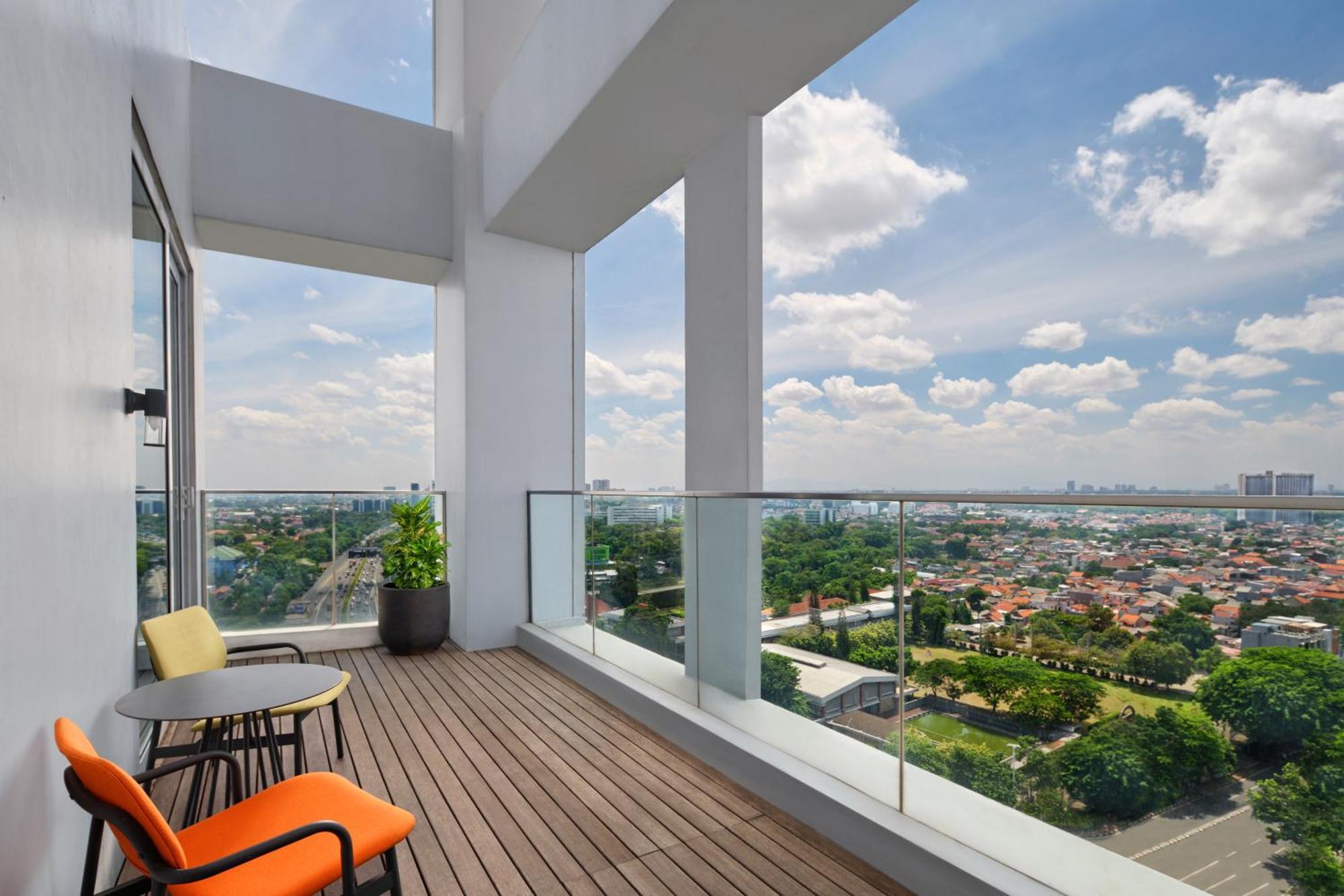 Aloft South Джакарта Екстериор снимка