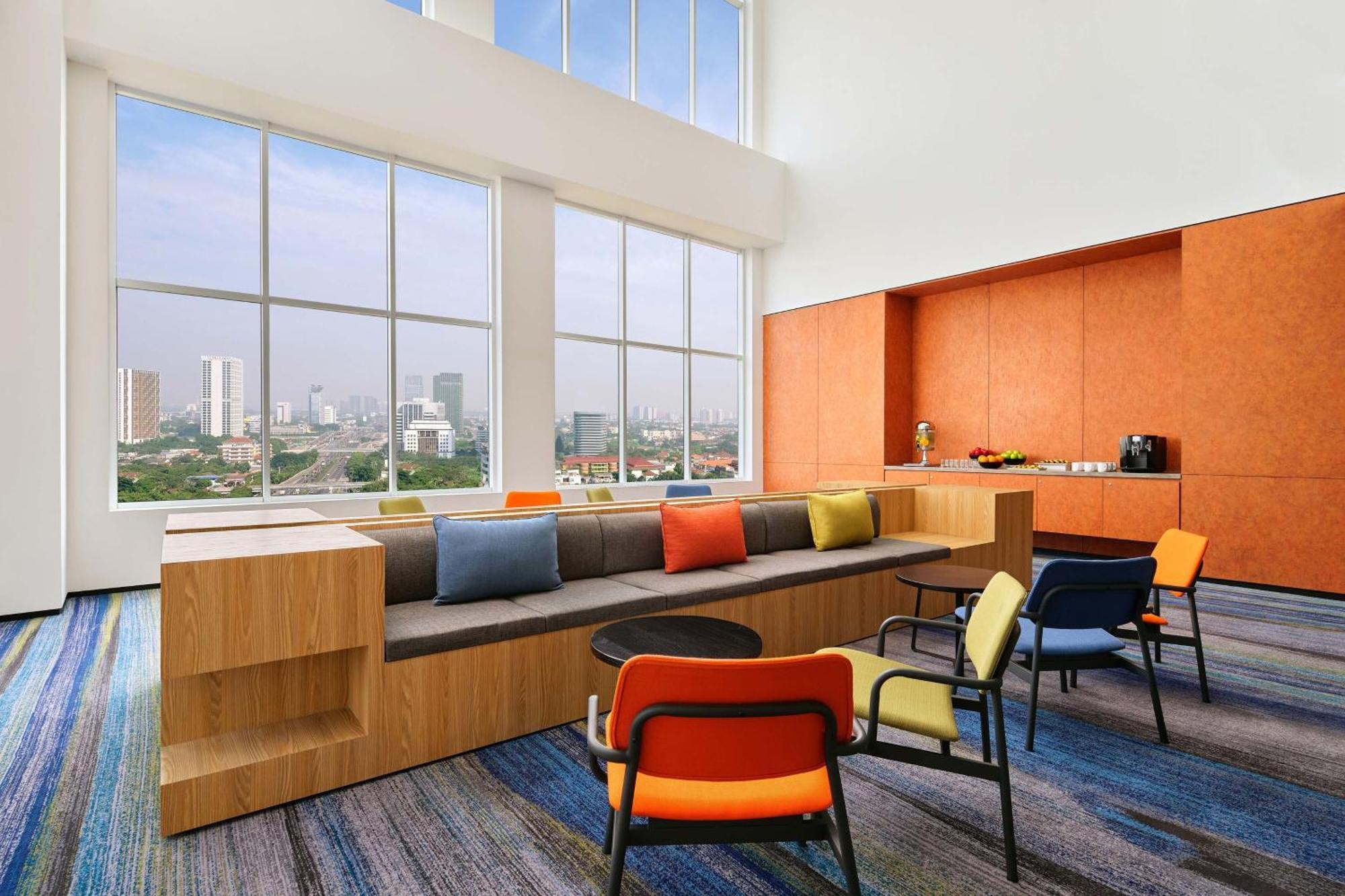 Aloft South Джакарта Екстериор снимка