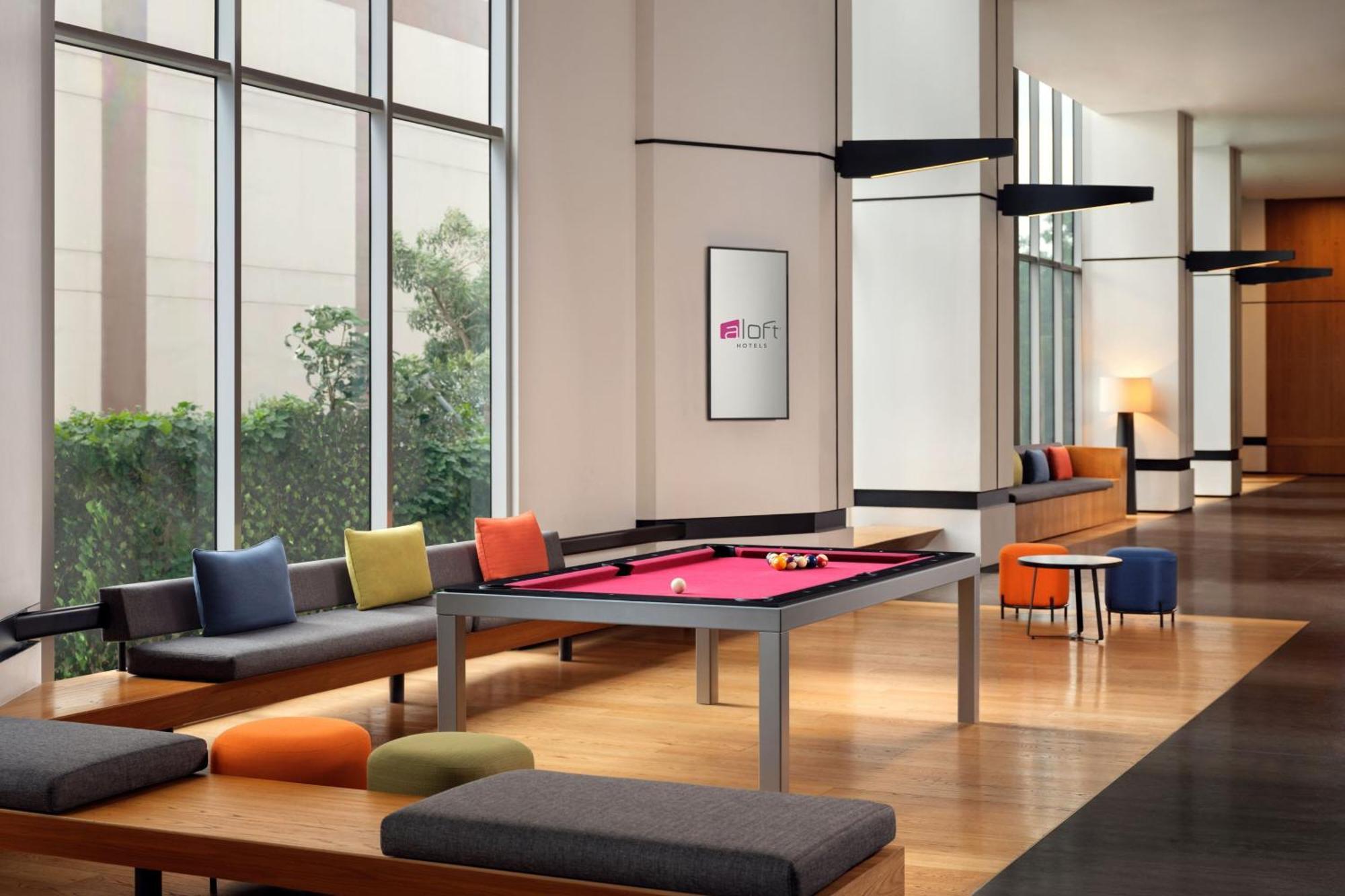 Aloft South Джакарта Екстериор снимка