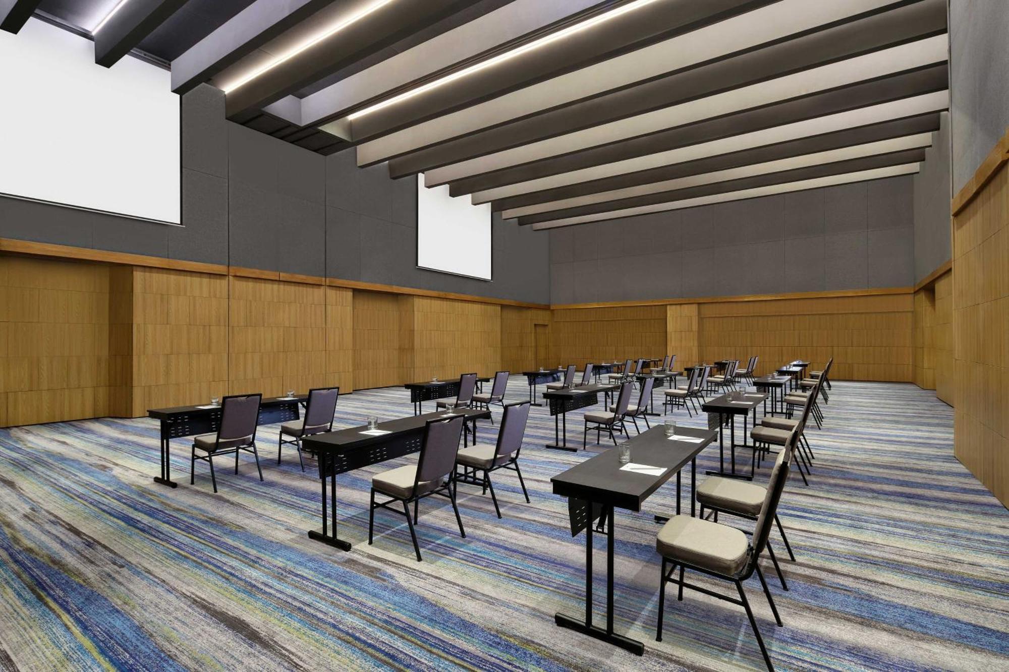 Aloft South Джакарта Екстериор снимка