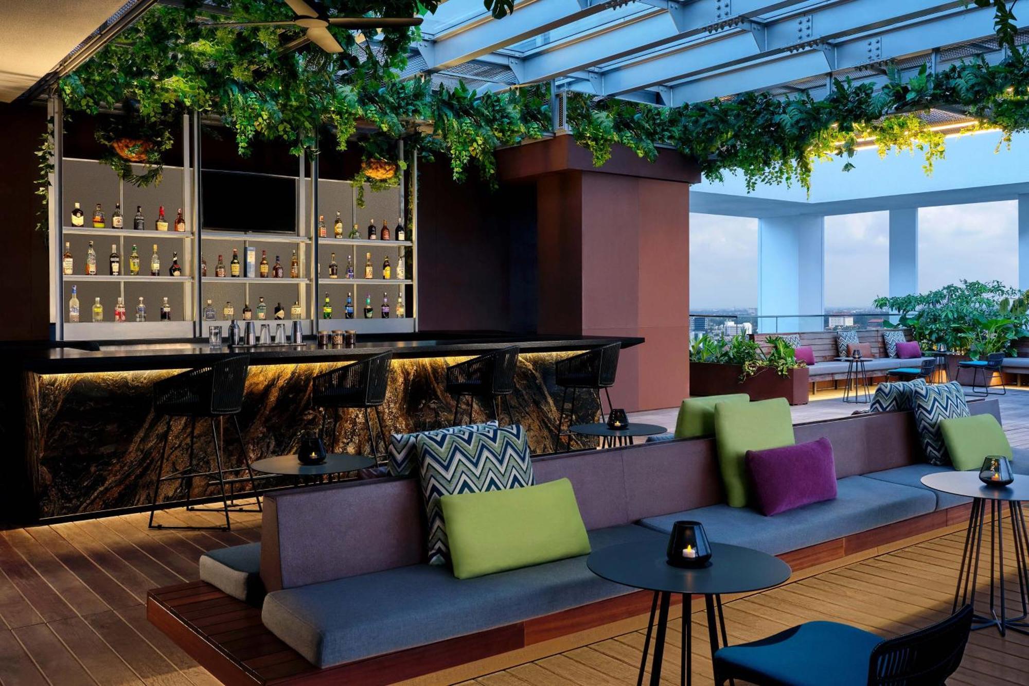 Aloft South Джакарта Екстериор снимка