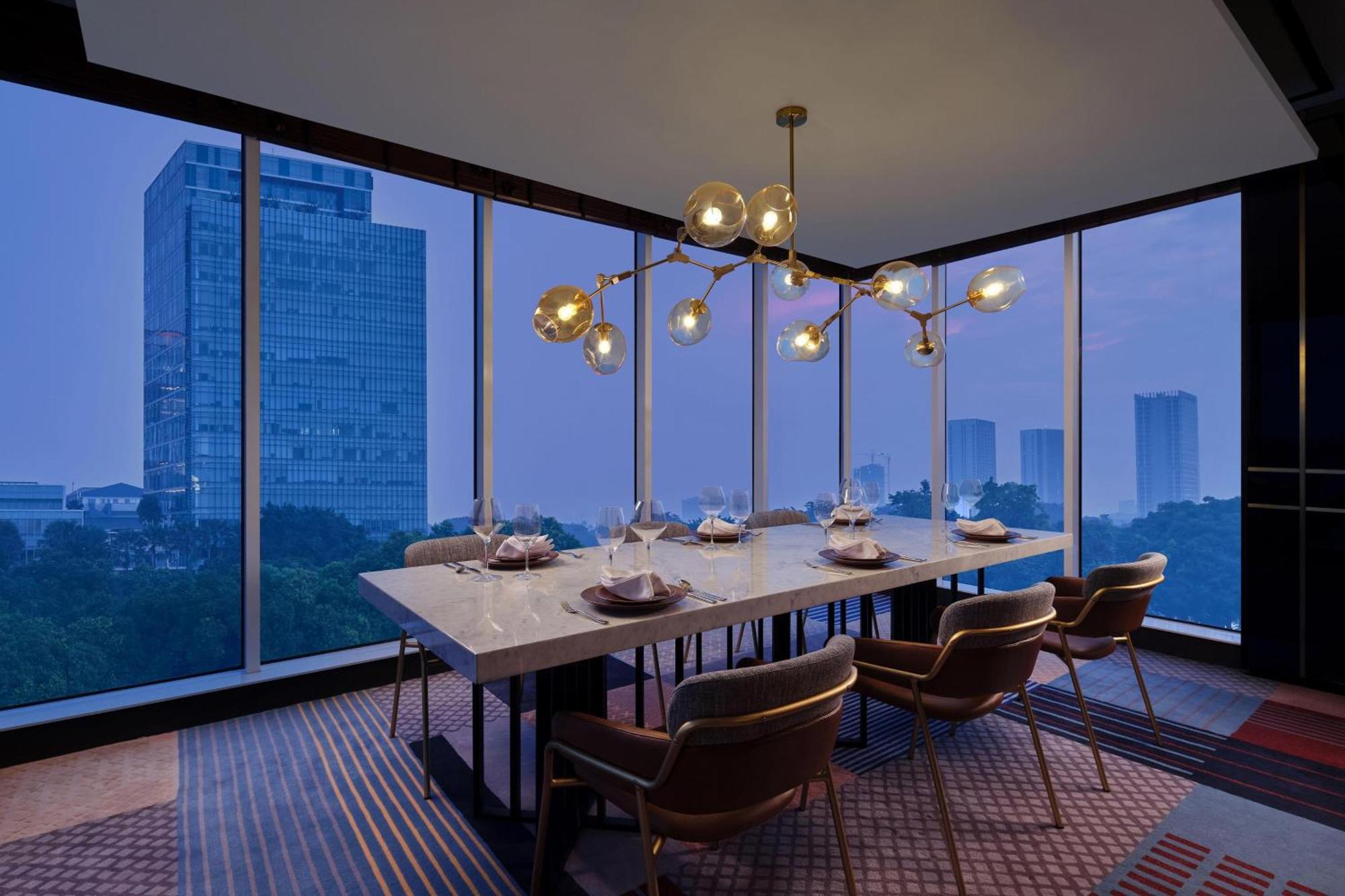 Aloft South Джакарта Екстериор снимка